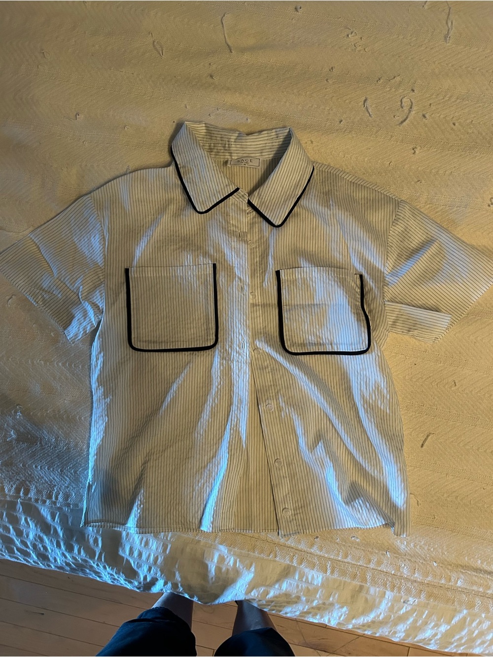 Sage Short-Sleeve Boxy Shirt with Black Piping - White